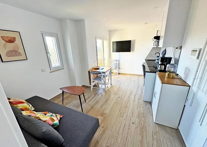 Drop In Apartament *