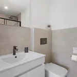 Drop In דירה *